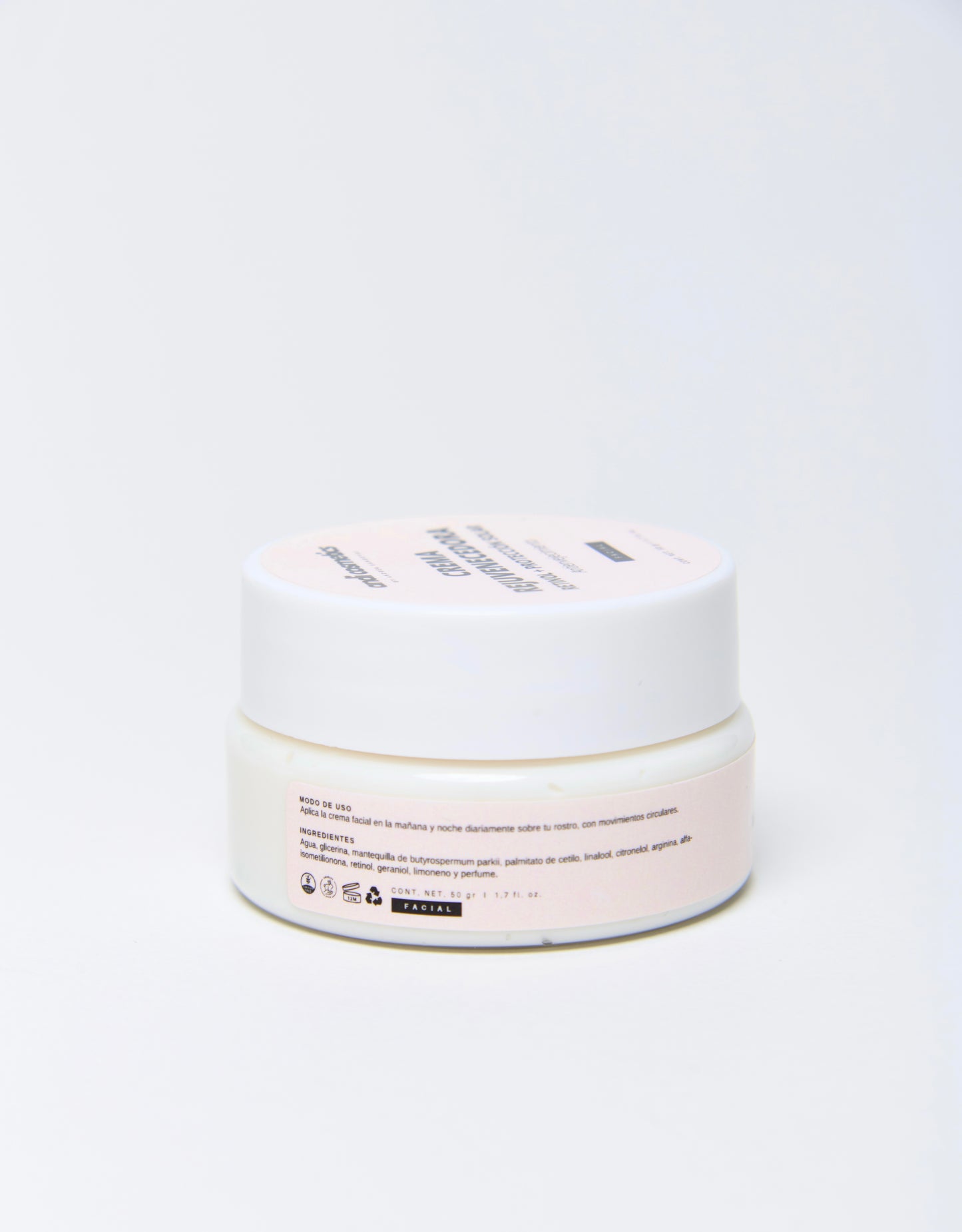 Crema rejuvenecedora (retinol + protección solar)